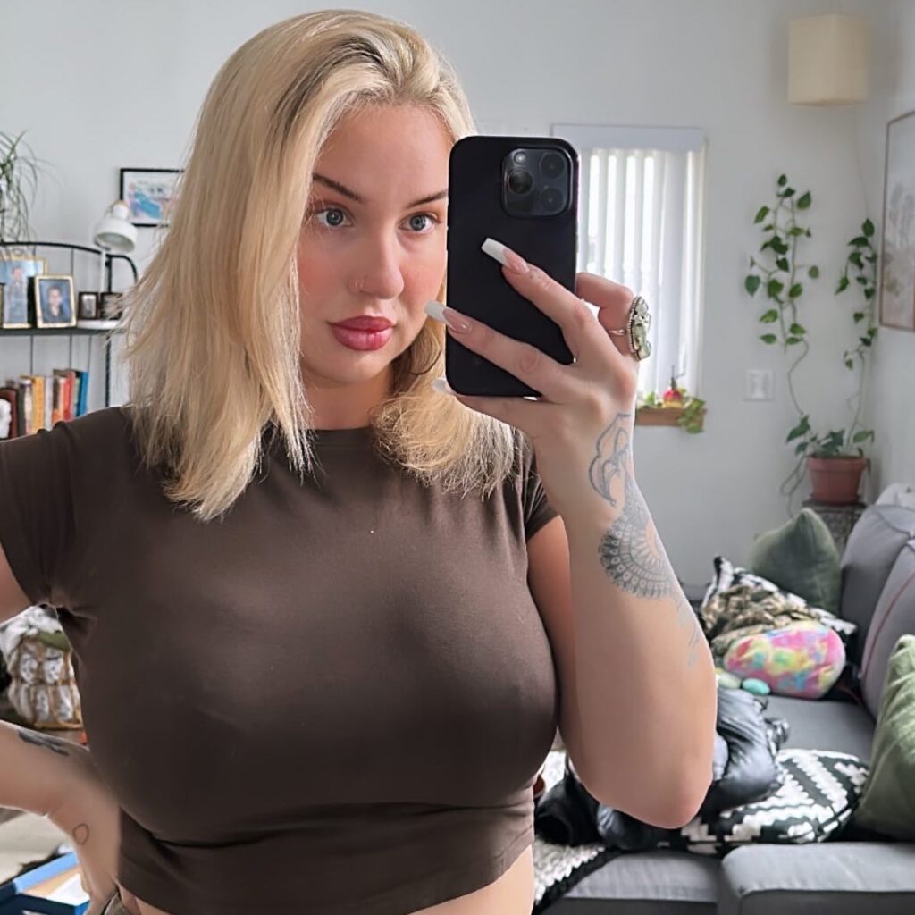 Earthiangel Biography: Real Name, Age, Career & Net Worth